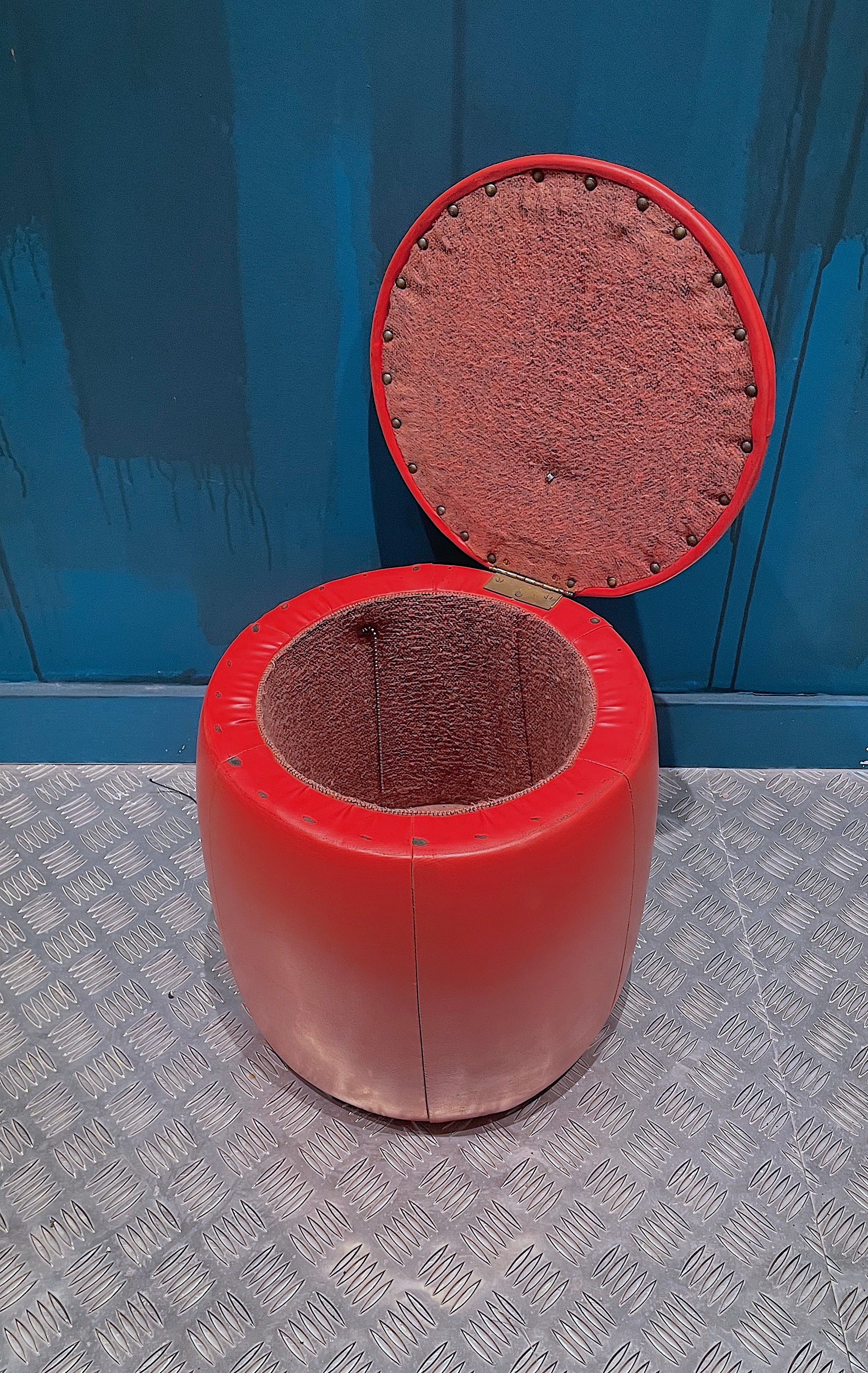 Puf Vintage Piel Rojo