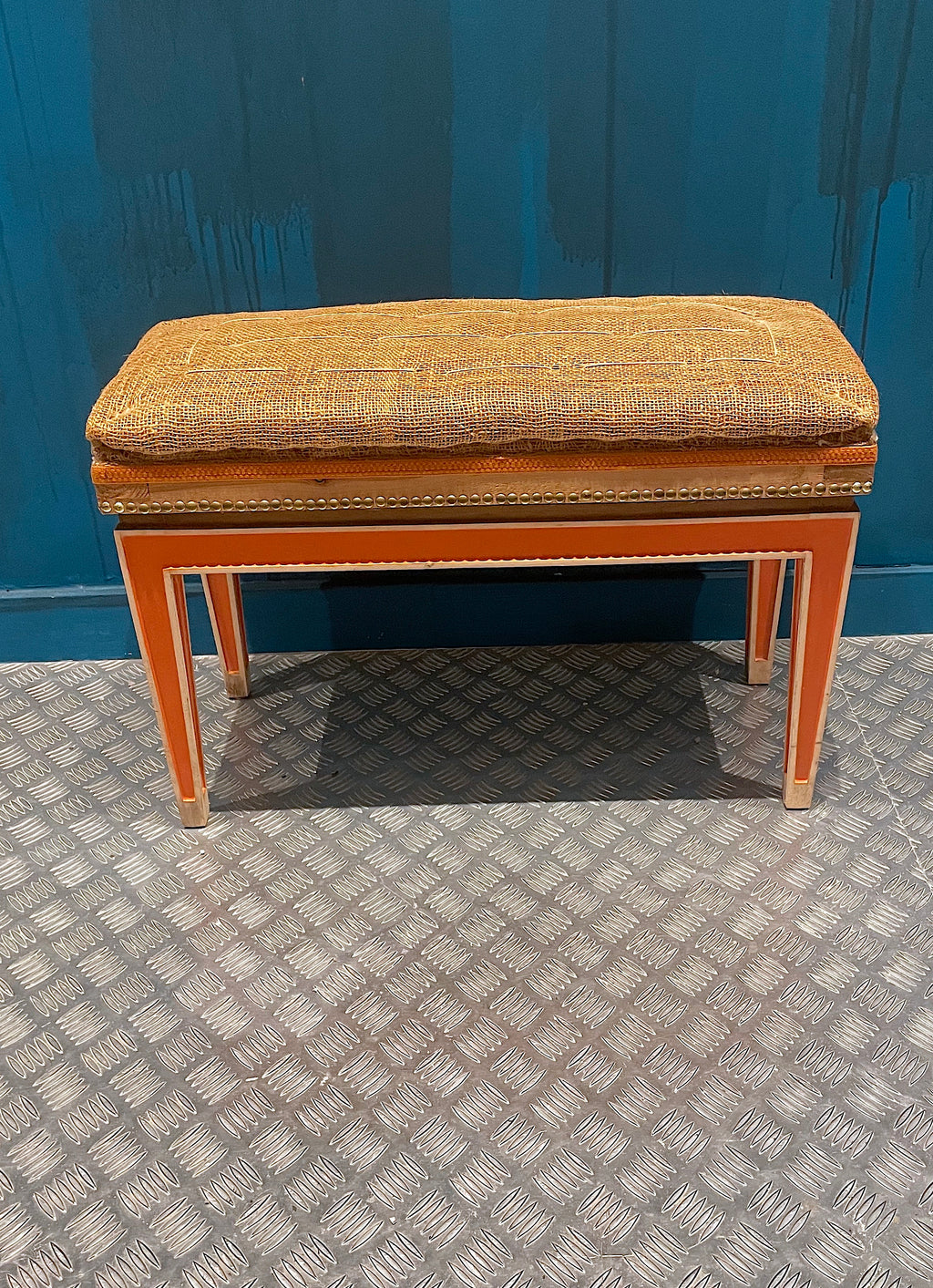 Banco vintage de madera lacada estilo Art Deco.