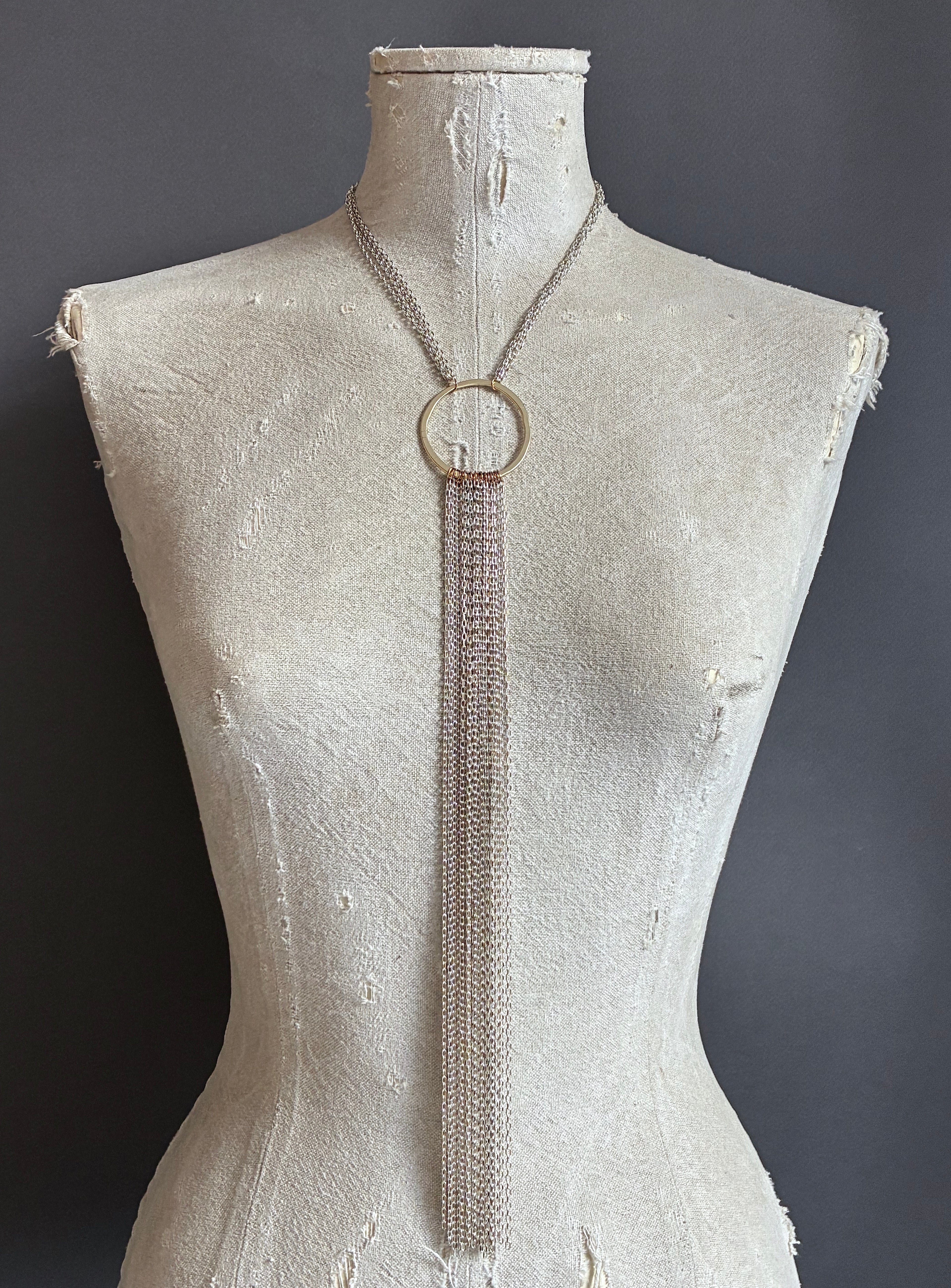 Collar Y Cascada Large/Plateado reflejos Dorados