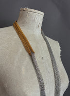 Collar Nudo Largo Dorado/Plateado