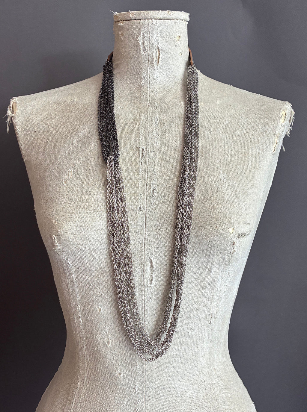 Collar Nudo Largo Rutenio/Plateado