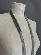 Collar Nudo Largo Rutenio/Plateado