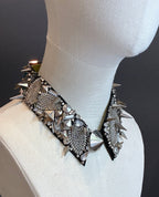 Cuello Joya bordado a mano "Lady Gaga"