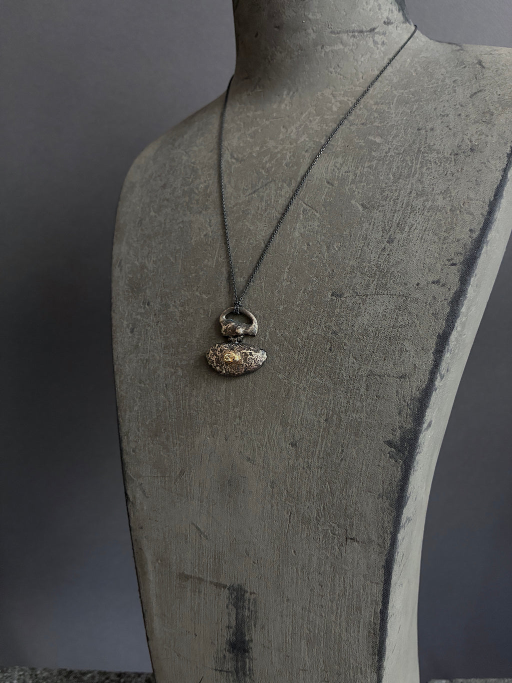 -Zafiro Amarillo- Amuleto