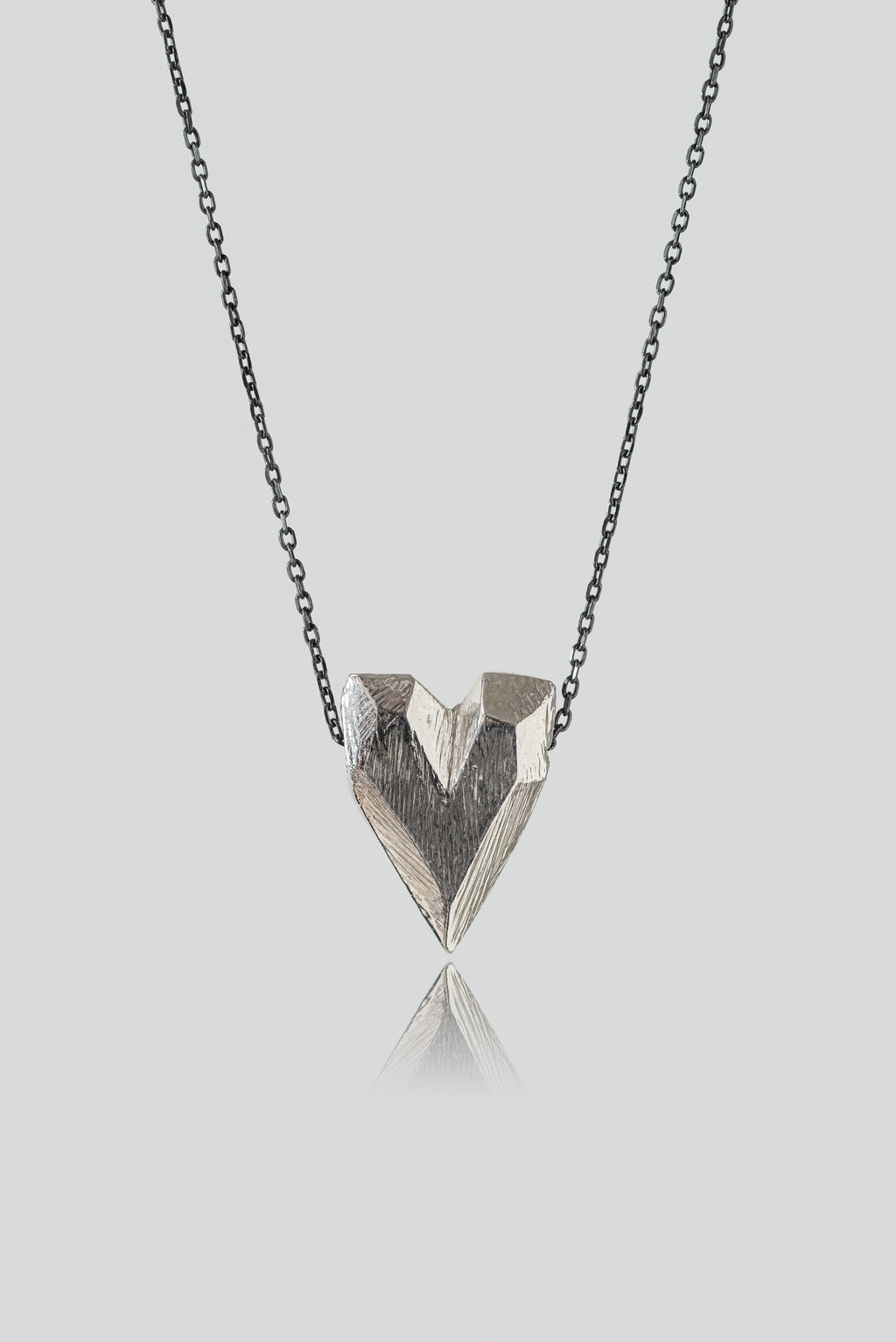 Wild Heart Medium Silver/Black