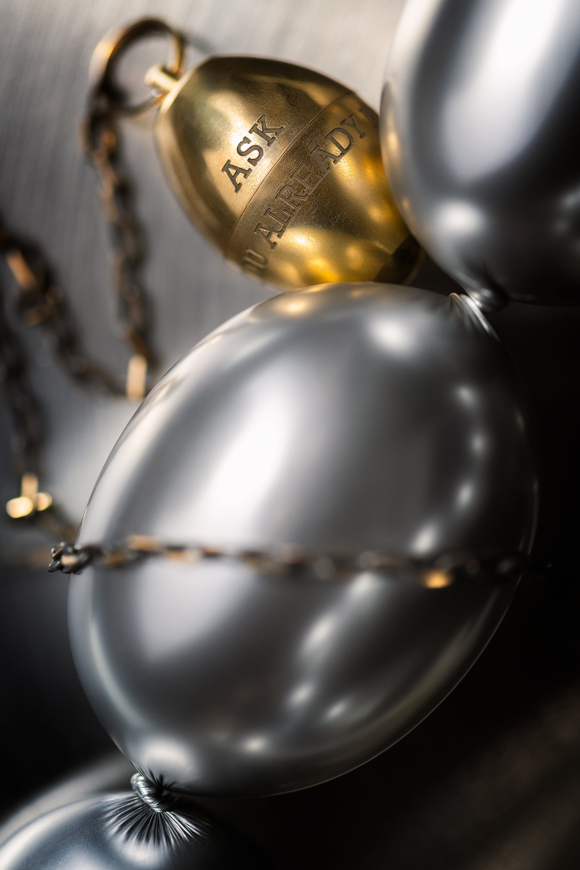 The Gold Egg Péndulum - Péndulo de Sanación