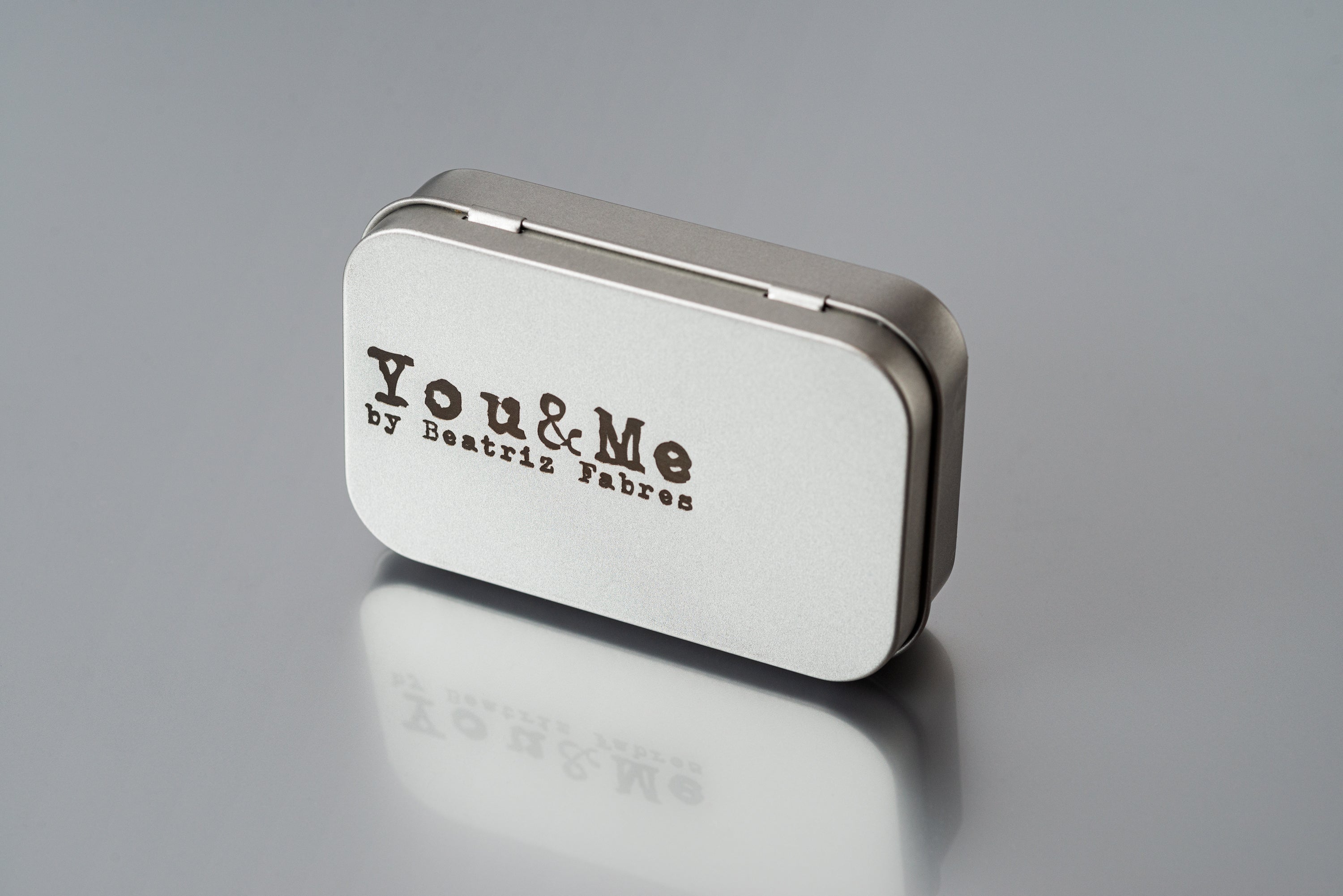 Colgante de círculos entrelazados You & Me